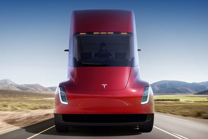 Tesla Semi zepředu