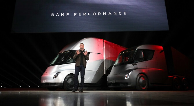 představení Tesla Semi