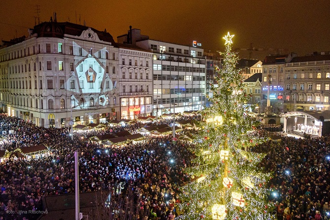 Rozsvěcování vánočního stromku na náměstí Svobody v Brně. Foto: Jiřina Rittichová, TIC Brno