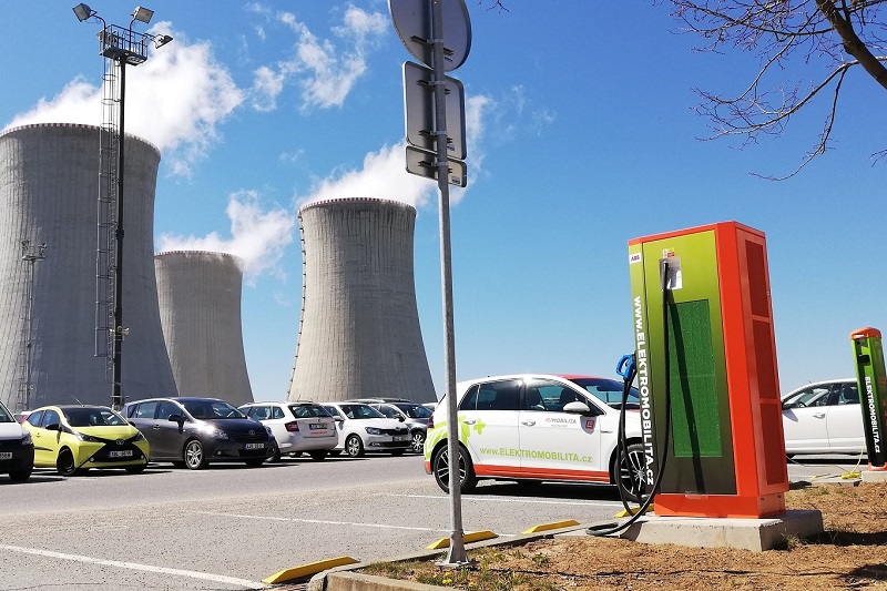 První dobíječka vedle jaderné elektrárny