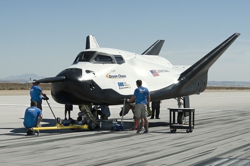 Dream Chaser na letišti