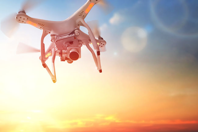 Řidičák na dron: registrace bude potřebná skoro pro každého