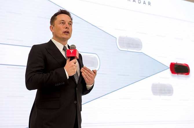 Hyperloop pochází z hlavy Elona Muska. Zdroj: Tesla Motors