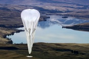 Google chce připojit celý svět k internetu pomocí obřích balónů a létajících dronů