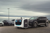 Na letišti v Lyonu parkují auta roboti. Kapacitu parkoviště tak zvýší až o 50 %