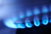 Výhřevnost zemního plynu: Jak si vede ve srovnání s ostatními palivy?