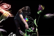 Pozor, umělci, je tu Tilt Brush! Google představil „štětec“ pro virtuální realitu