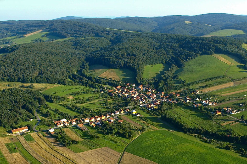 Hostětín: Cesta od obce, která bojovala s vylidněním, k nejekologičtější vesnici ČR