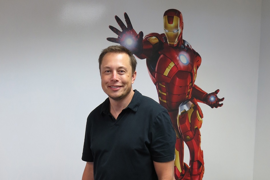 Miliardář Elon Musk: Skutečný Iron Man chce umožnit masovou výrobu elektromobilů