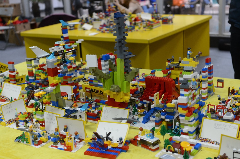 Konec plastových Lego kostek z ropy: Dánská firma zkouší vyrobit hračky z kukuřice