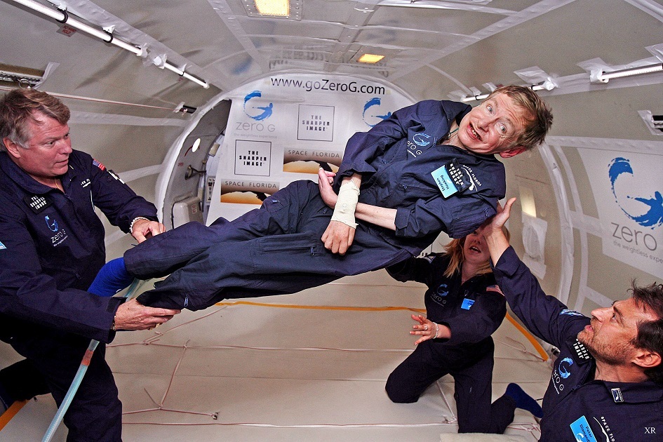 Stephen Hawking: Nejjasnější hvězdu fyziky proslavily i role v Simpsonech a Futuramě