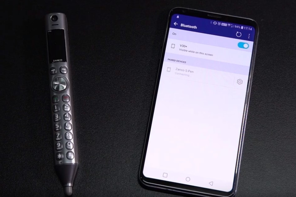 Po úspěchu s nejmenším mobilem přichází Zanco s telefonem ve tvaru tužky