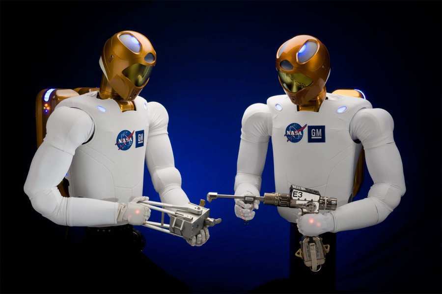 Robotika a vesmír. Čím moderní zařízení nahrazují astronauty?