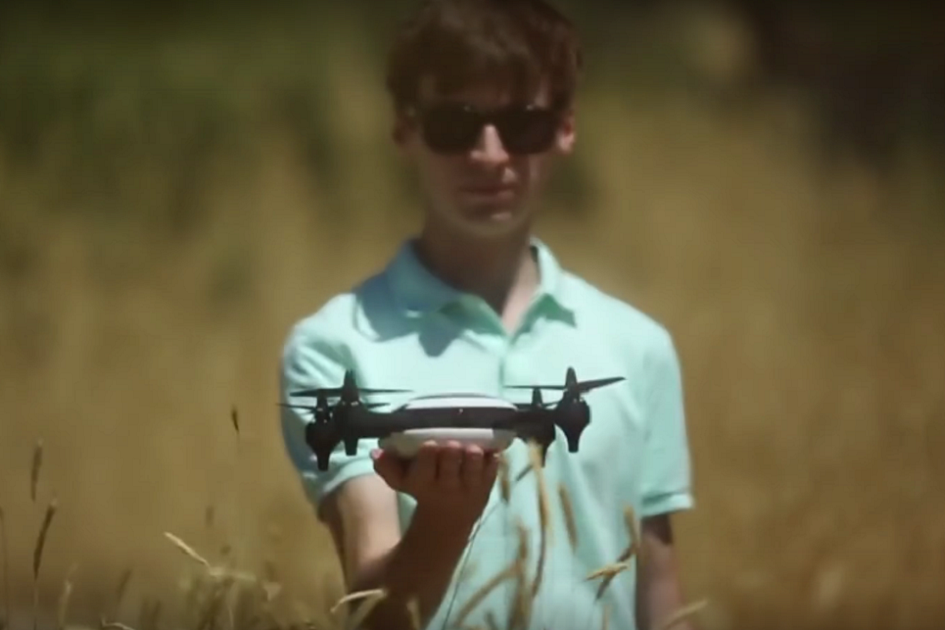 Nejrychlejší dron na světě vyvinul 18letý šikula po brouzdání internetem