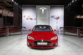 Tesla Motors: 11 zajímavostí o firmě, která otřásla zajetými kolejemi autoprůmyslu