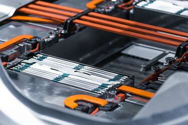 Výroba baterií do elektromobilů. Evropa masivně buduje nové odvětví průmyslu