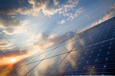 Vývoj účinnosti fotovoltaických článků na pomezí dvou století