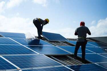 Fotovoltaické panely na principu perovskitů. Co může nová technologie nabídnout?