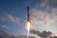 SpaceX: Kam nás dovezou rakety a kosmické lodě Elona Muska?